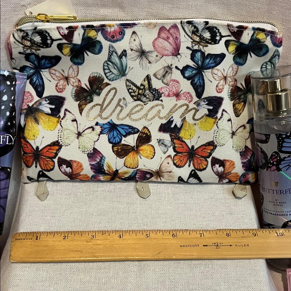 Bath & Body Works Butterfly Bundle - Picture 8 of 8